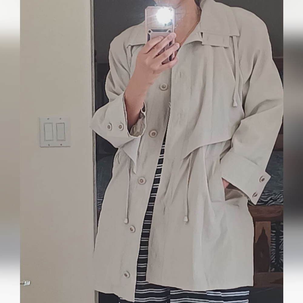 Dorothy Robert's 80's Trench Coat with quilted lining Sz XL